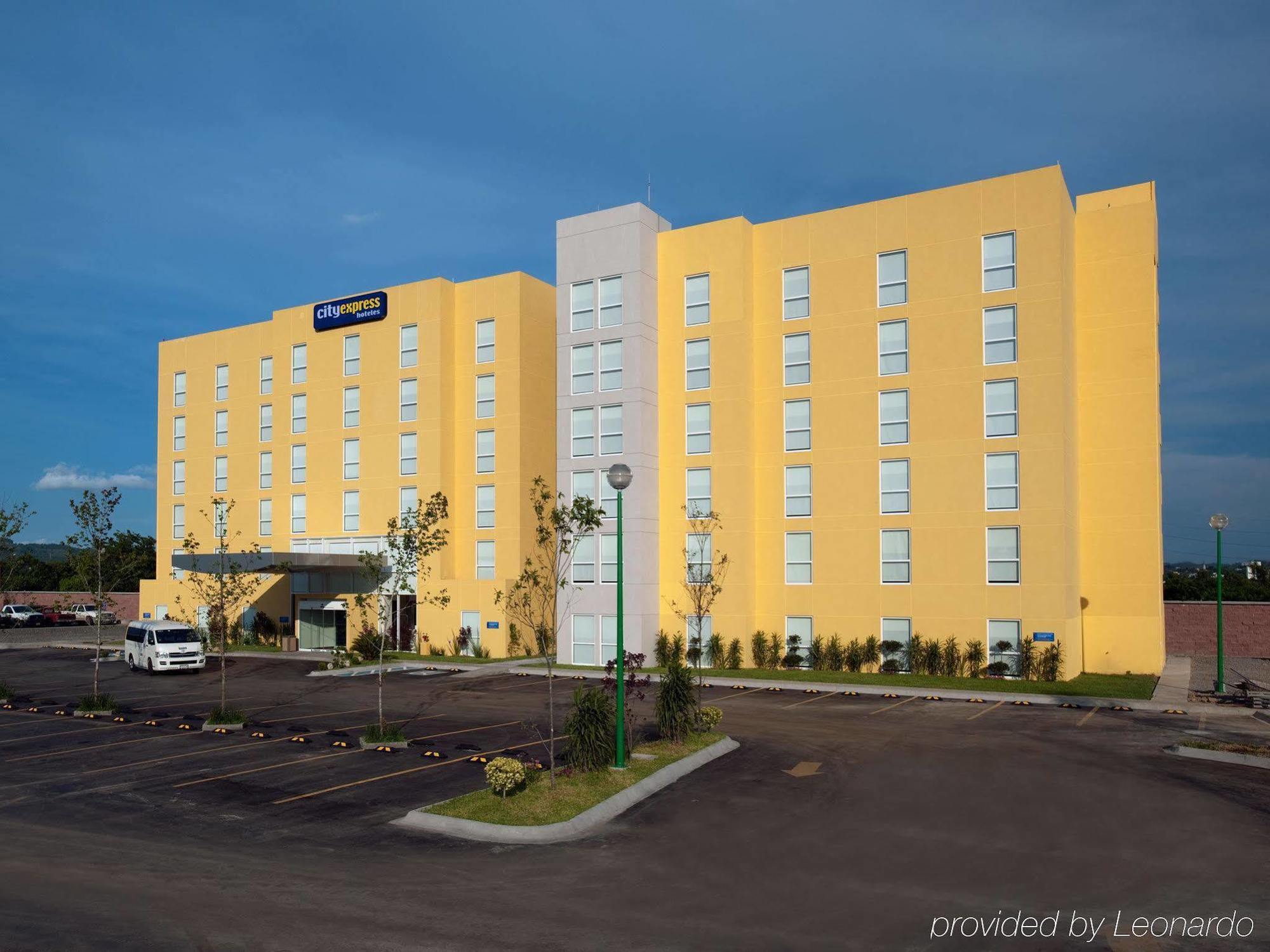 City Express Poza Rica Экстерьер фото